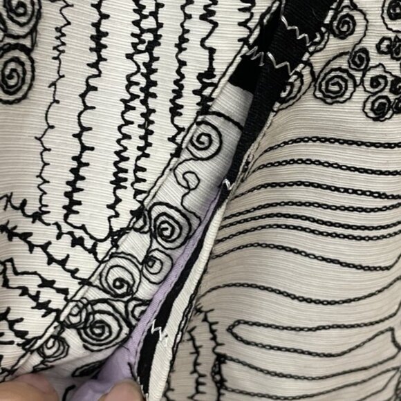 Chico's Women's Size 0 Black & White Embroidered Blazer Jacket 3/4 Sleeve - Picture 8 of 14